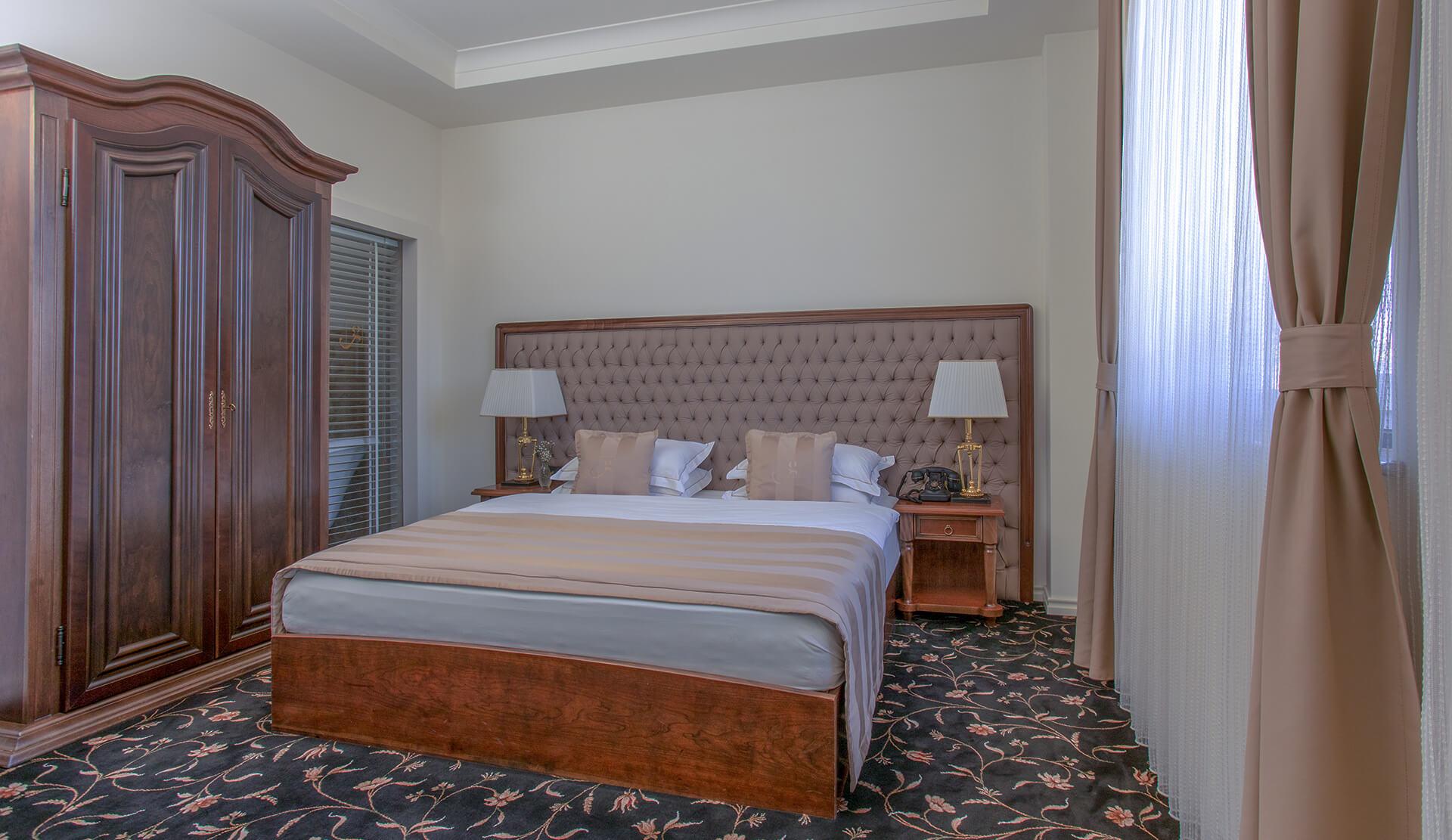 Hotel Garden Prishtine Bagian luar foto