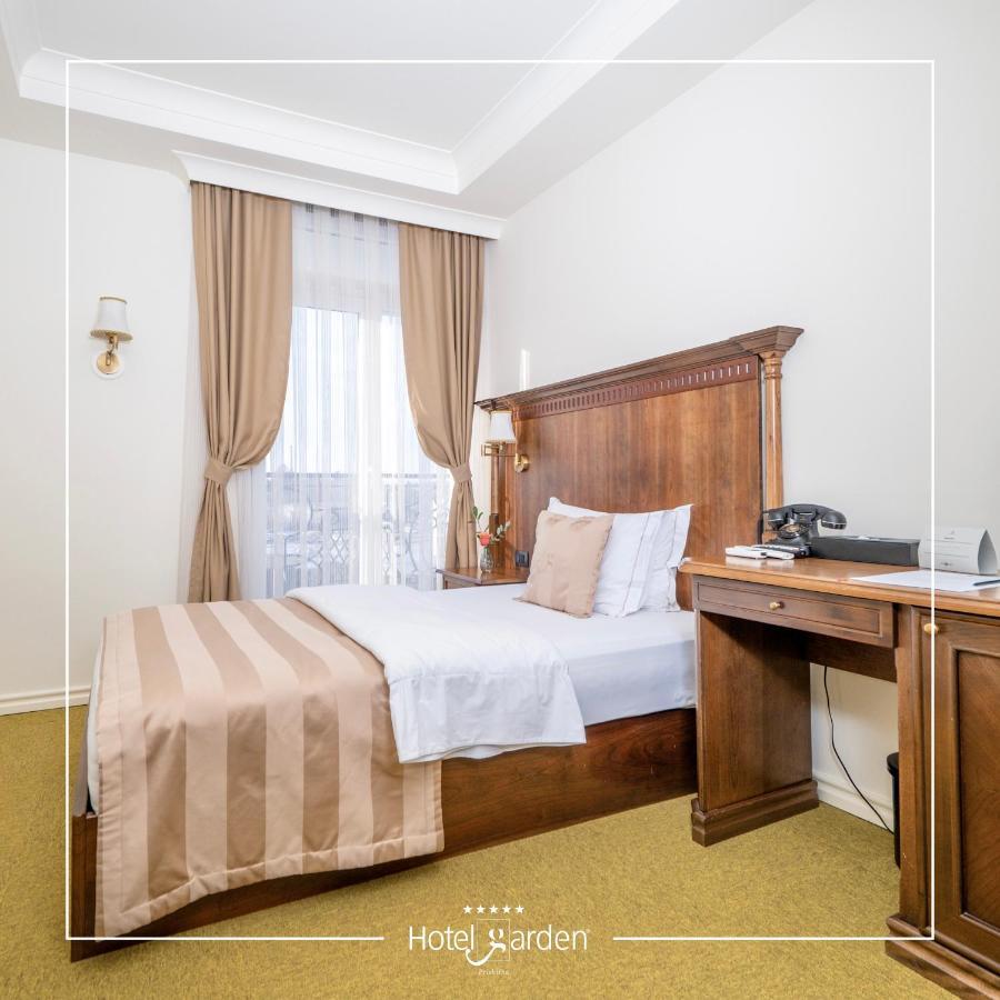 Hotel Garden Prishtine Bagian luar foto
