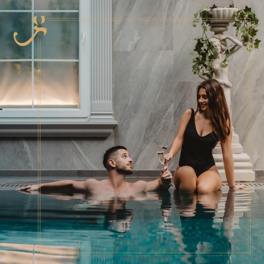 Hotel Garden Prishtine Bagian luar foto