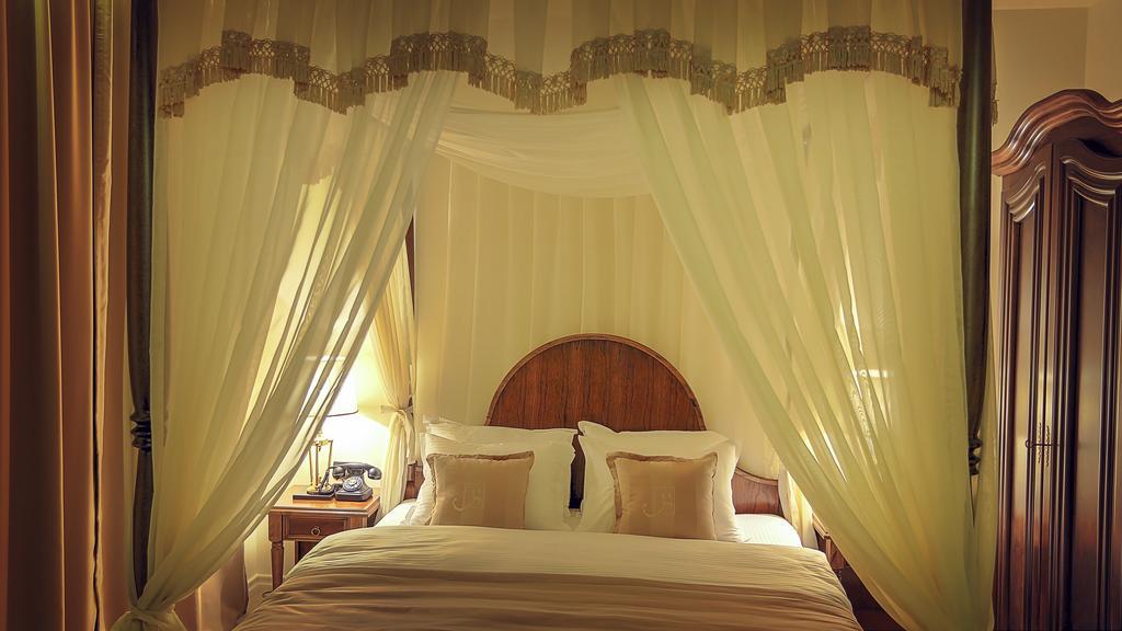 Hotel Garden Prishtine Bagian luar foto