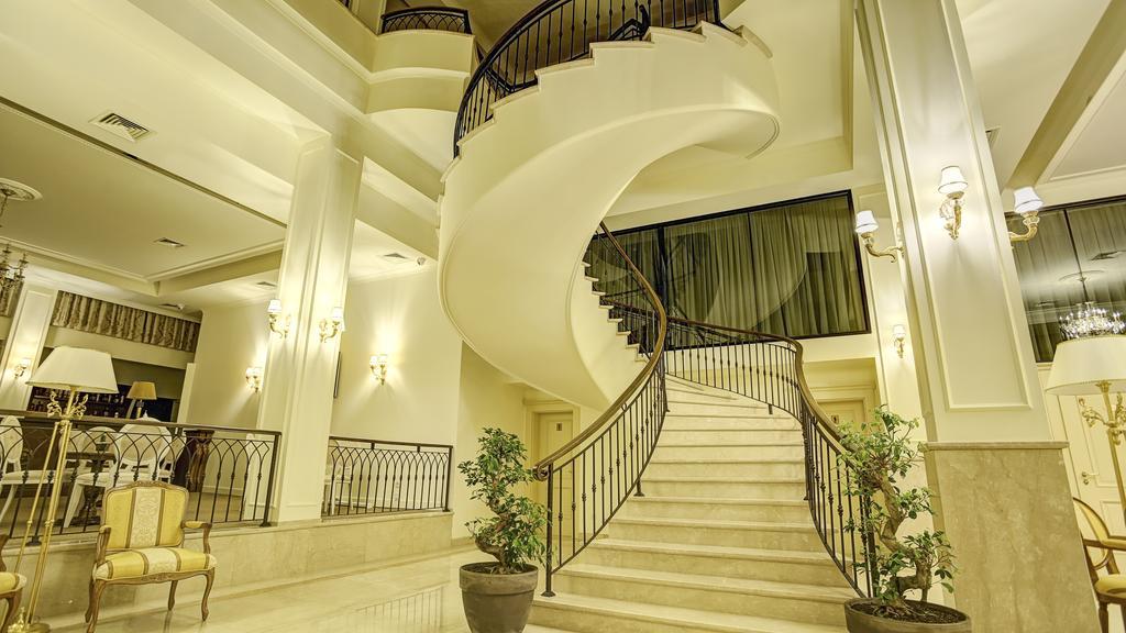 Hotel Garden Prishtine Bagian luar foto