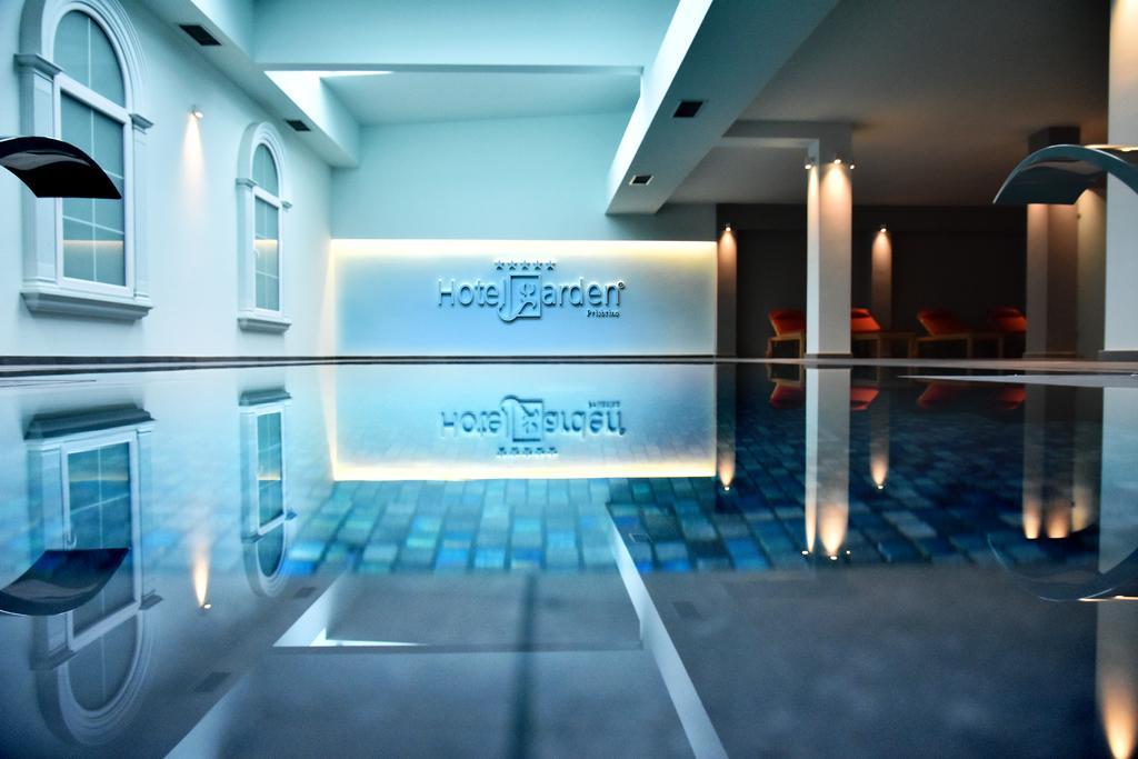 Hotel Garden Prishtine Bagian luar foto