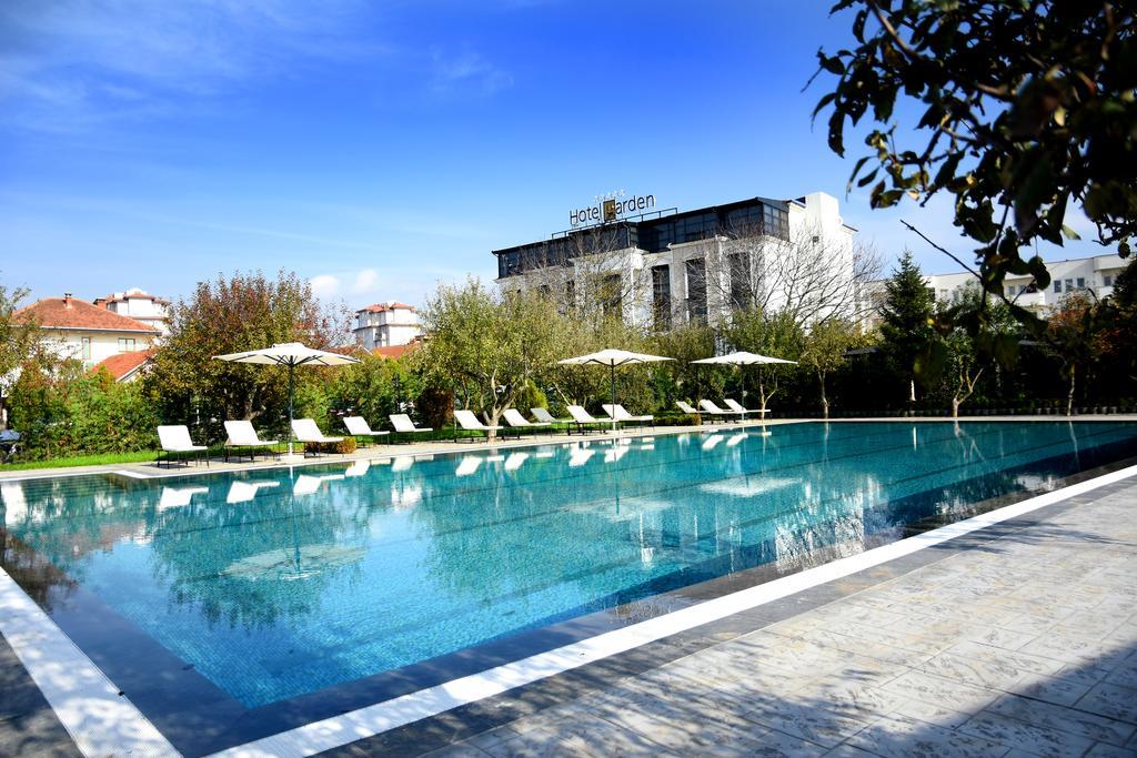 Hotel Garden Prishtine Bagian luar foto