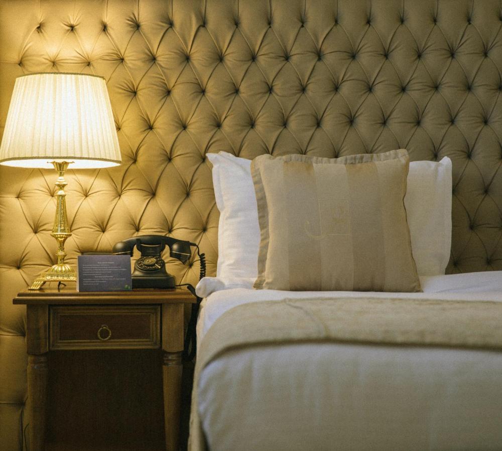 Hotel Garden Prishtine Bagian luar foto