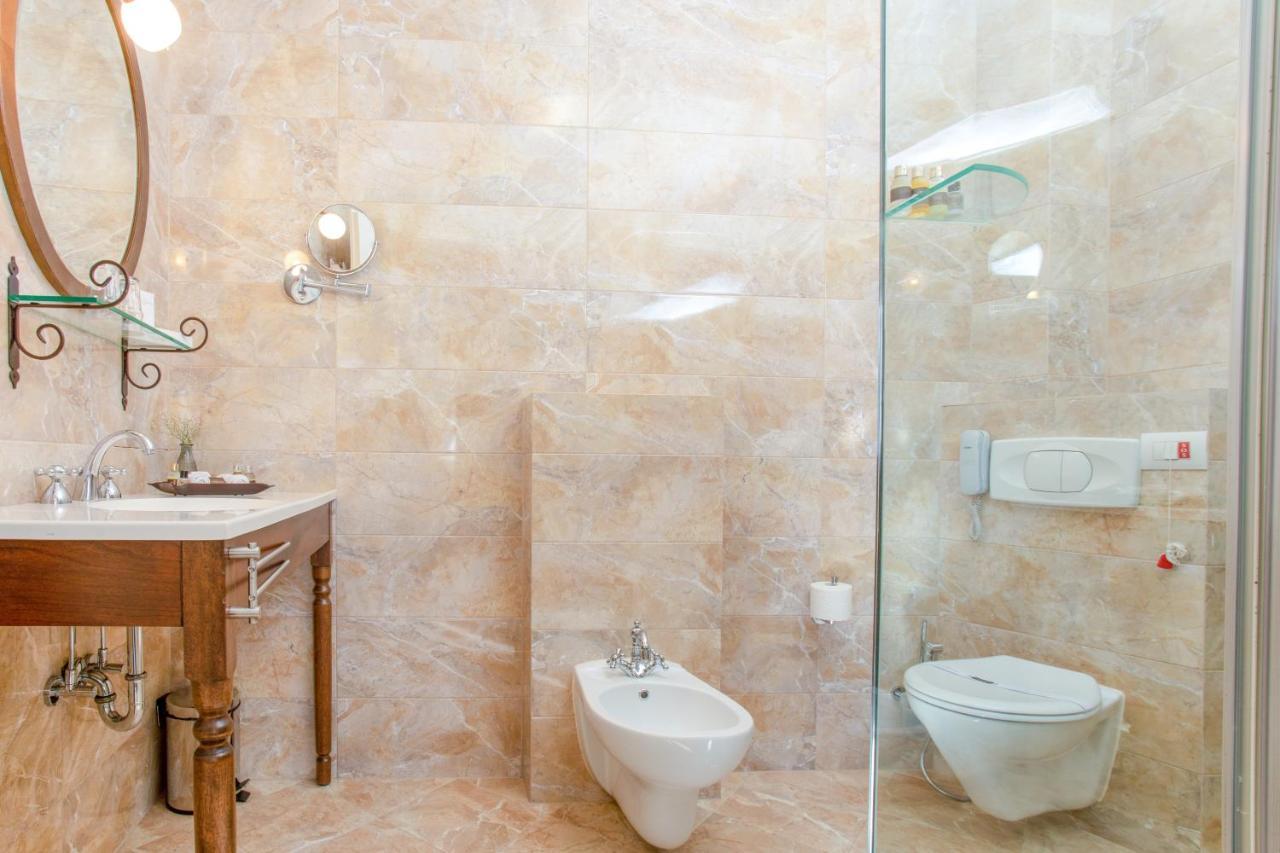 Hotel Garden Prishtine Bagian luar foto