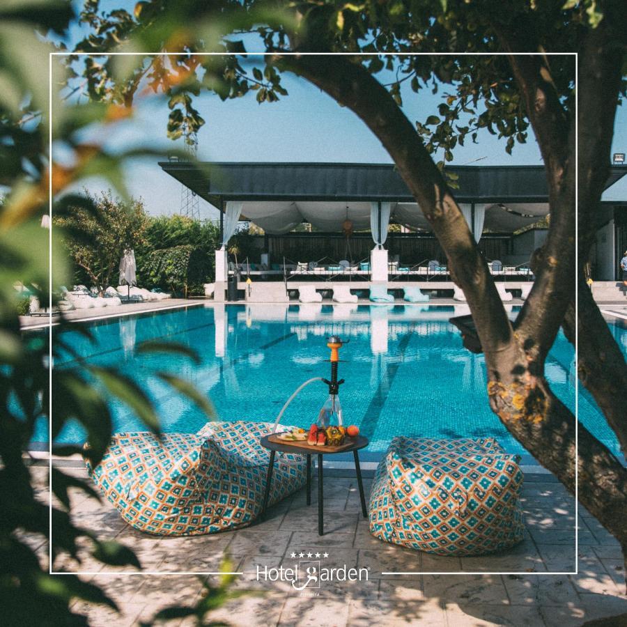 Hotel Garden Prishtine Bagian luar foto